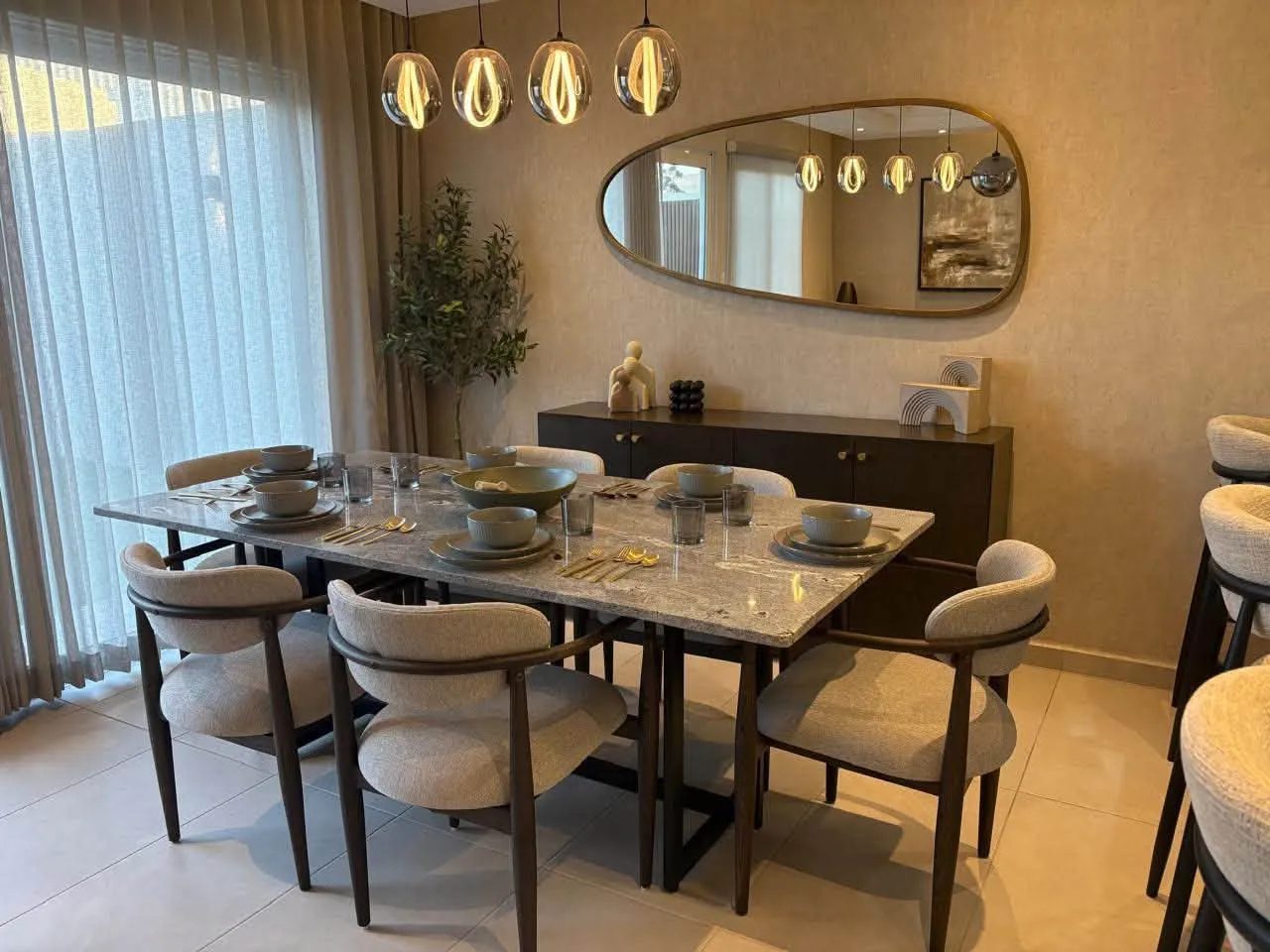 Comedor, casa muestra modelo Kali